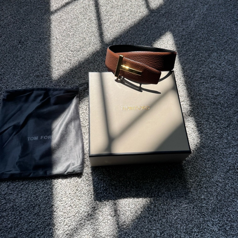 Tom Ford reversible T icon leather Brown/back Pebbled Belt with Gold  - size 95